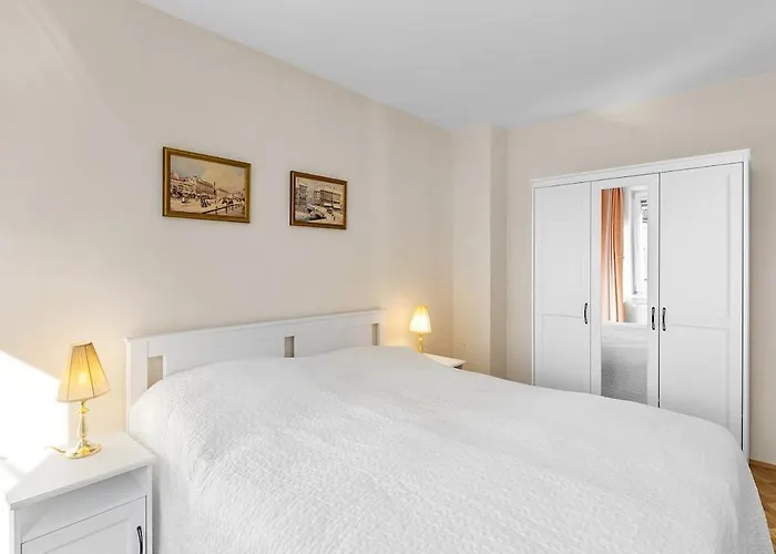 Apartment Near Schloss Schoenbrunn Parking Free Vienna